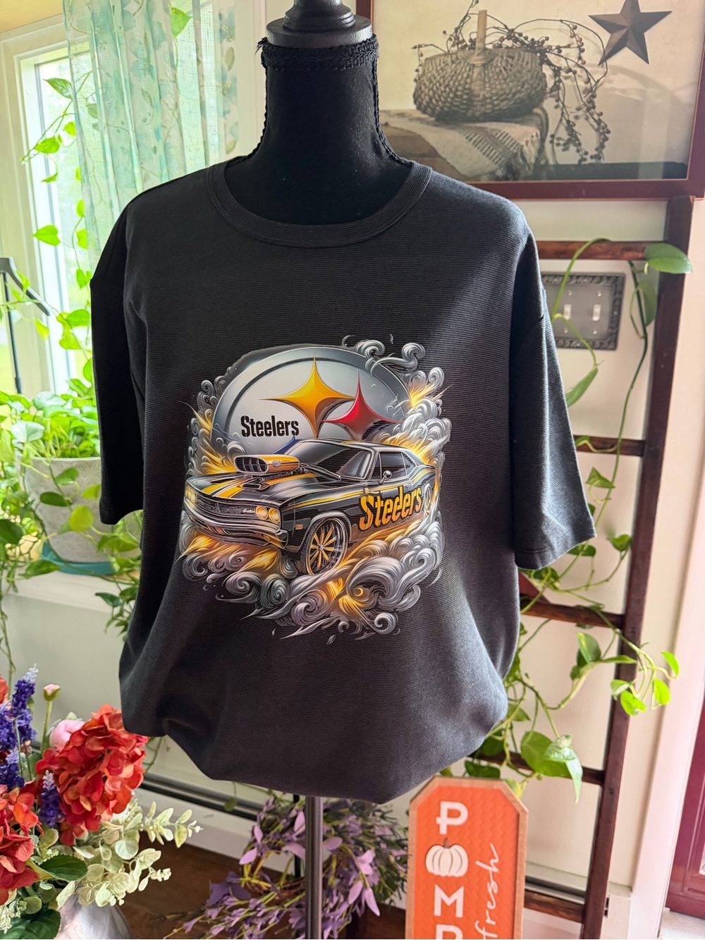 Black Steelers Graphic Tee with Yellow and Silver Accents